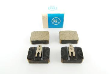 Skoda S100 110R Coupe Bremsbeläge vorn