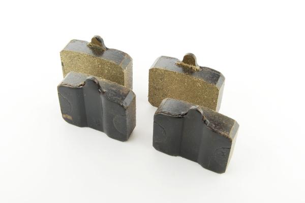 Skoda 105 Bremsbeläge vorn