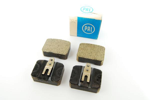 S100 Bremsbeläge Vorderachse