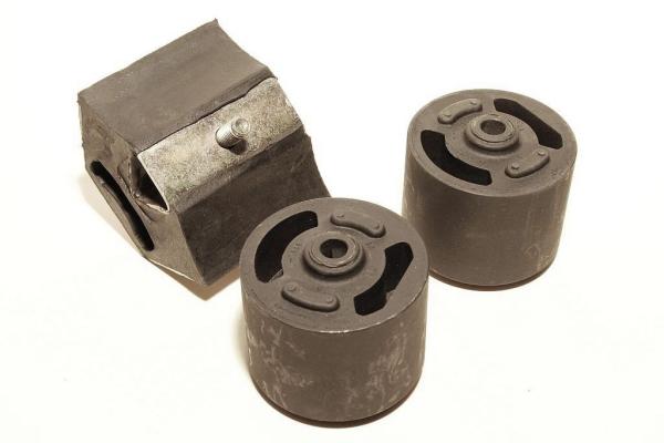 Warturg 1.3 Motoraufhängung